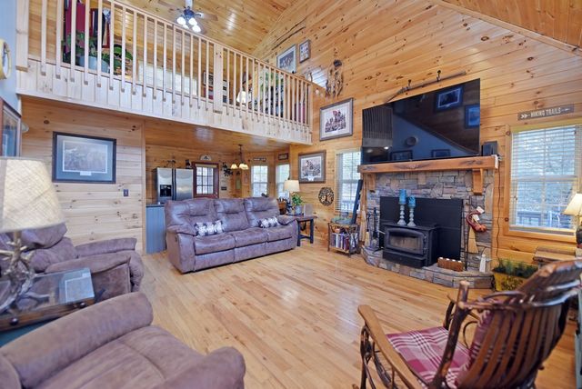 126 Stacy Lane, Blairsville, GA 30512