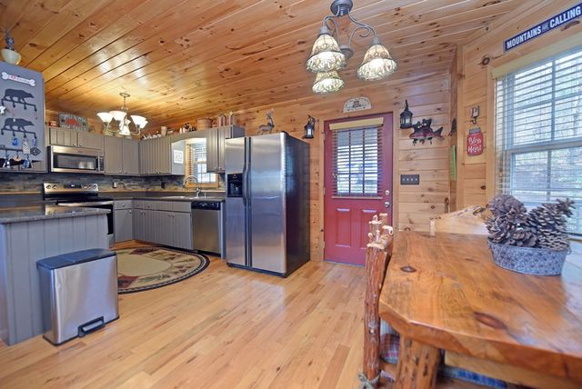 126 Stacy Lane, Blairsville, GA 30512