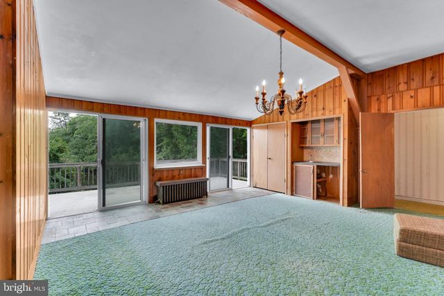 38 CLUBHOUSE RD, Browns Mills, NJ 08015