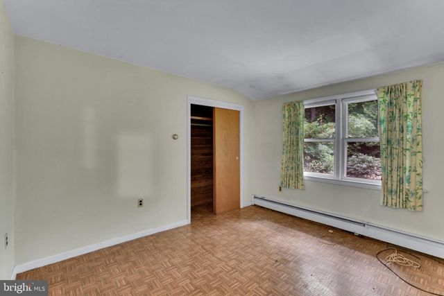 38 CLUBHOUSE RD, Browns Mills, NJ 08015