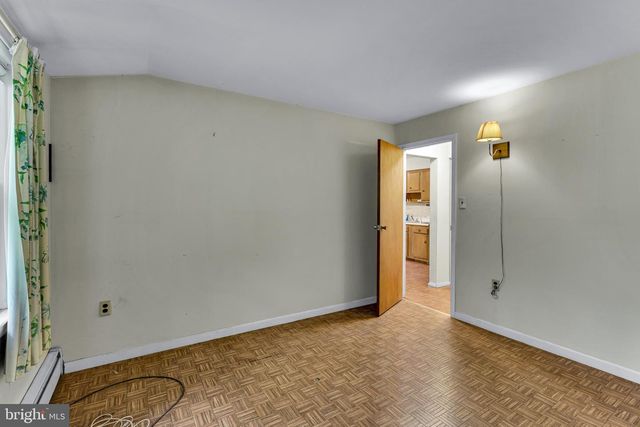 38 CLUBHOUSE RD, Browns Mills, NJ 08015