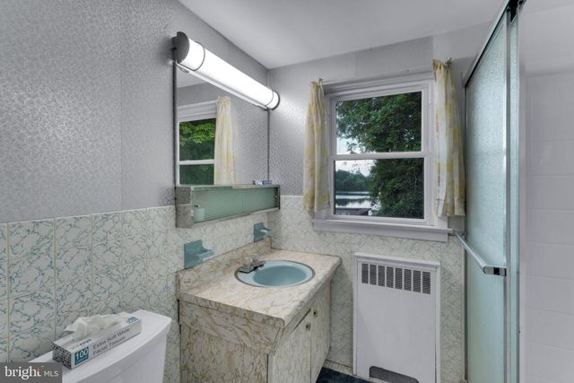 38 CLUBHOUSE RD, Browns Mills, NJ 08015