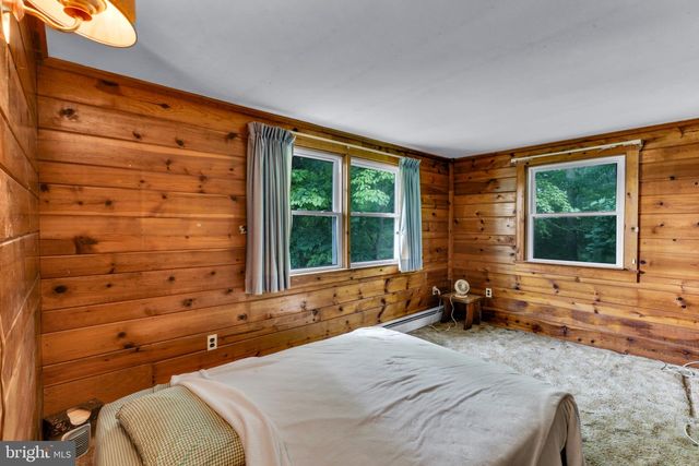 38 CLUBHOUSE RD, Browns Mills, NJ 08015