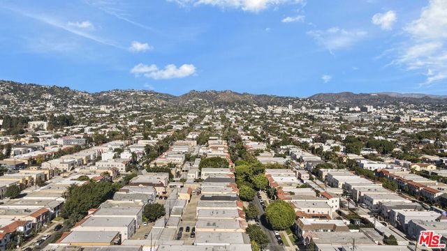 321 N Sierra Bonita Avenue, Los Angeles, CA 90036