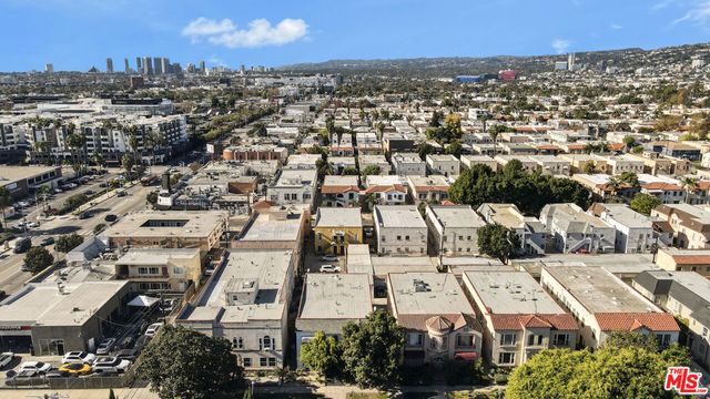 321 N Sierra Bonita Avenue, Los Angeles, CA 90036