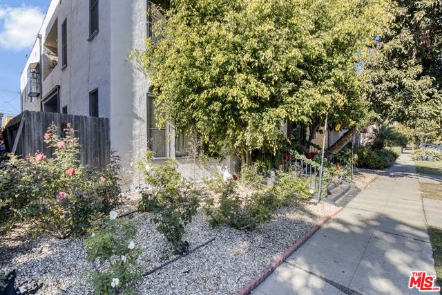 321 N Sierra Bonita Avenue, Los Angeles, CA 90036