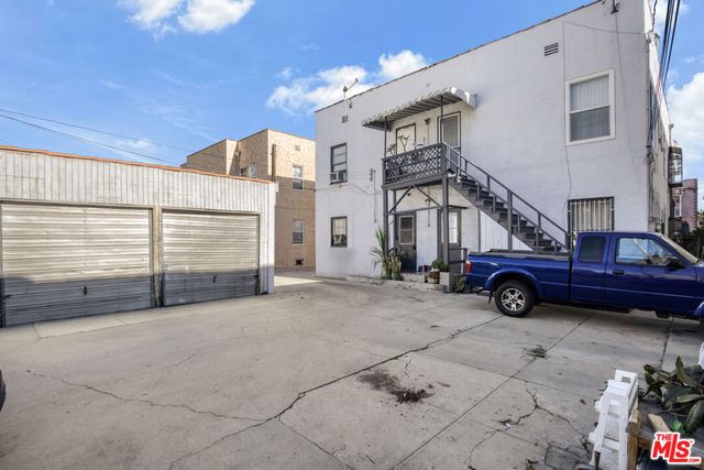 321 N Sierra Bonita Avenue, Los Angeles, CA 90036