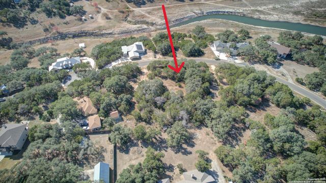 915 FIVE OAKS CIR, Canyon Lake, TX 78133