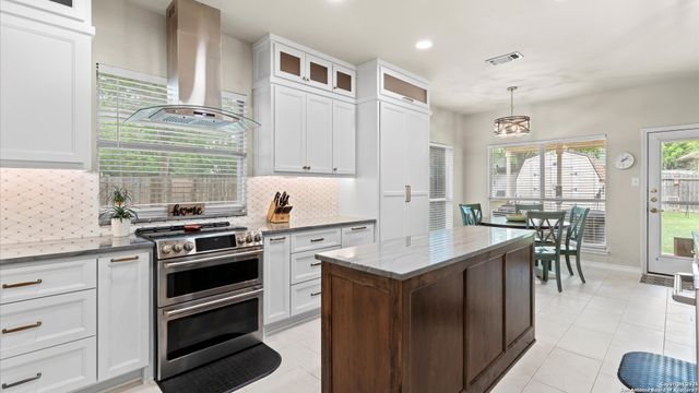 109 Brush Trail Bend, Cibolo, TX 78108
