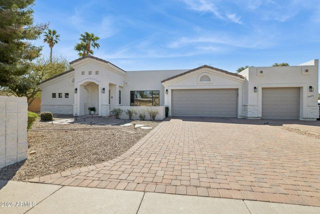 5621 E VOLTAIRE Avenue, Scottsdale, AZ 85254