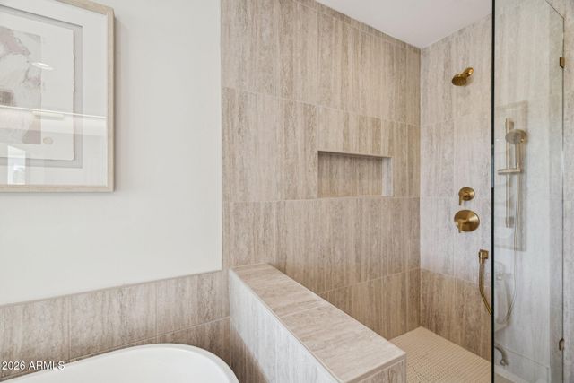 5621 E VOLTAIRE Avenue, Scottsdale, AZ 85254