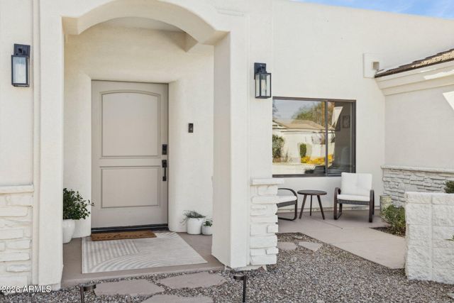 5621 E VOLTAIRE Avenue, Scottsdale, AZ 85254