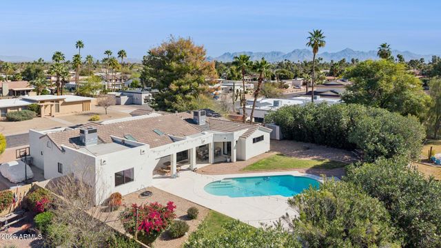 5621 E VOLTAIRE Avenue, Scottsdale, AZ 85254