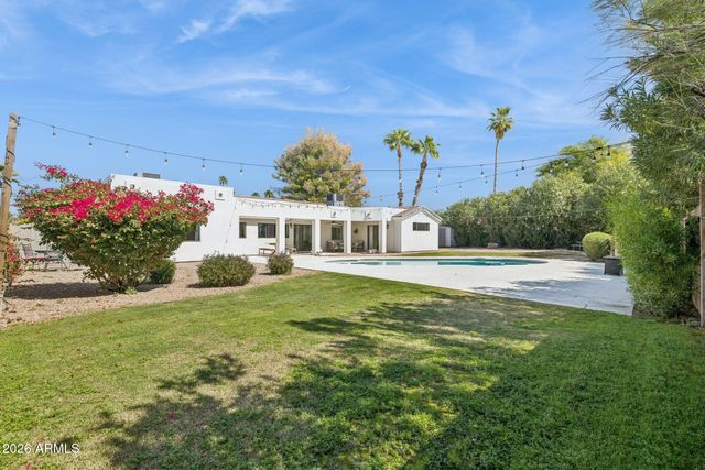 5621 E VOLTAIRE Avenue, Scottsdale, AZ 85254