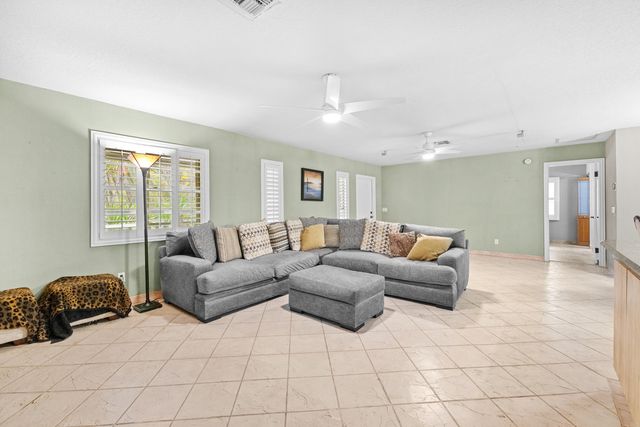 13265 N 41st Ln Lane N, The Acreage, FL 33411