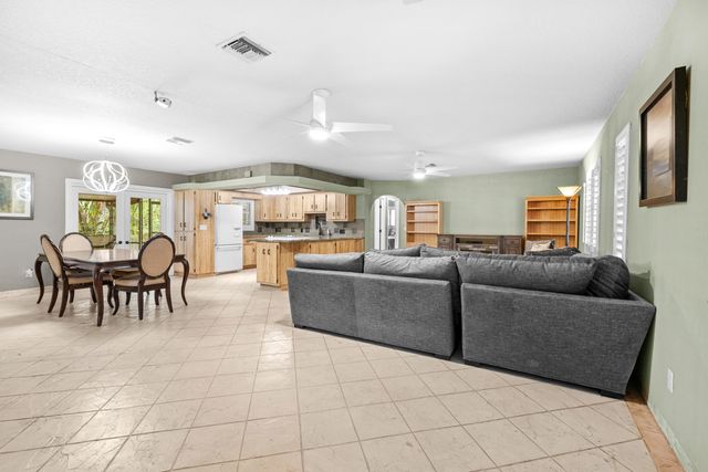 13265 N 41st Ln Lane N, The Acreage, FL 33411