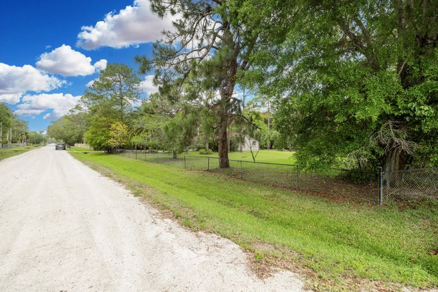 13265 N 41st Ln Lane N, The Acreage, FL 33411