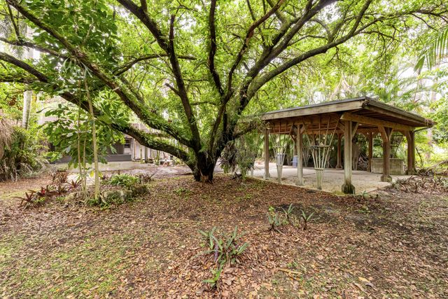 13265 N 41st Ln Lane N, The Acreage, FL 33411