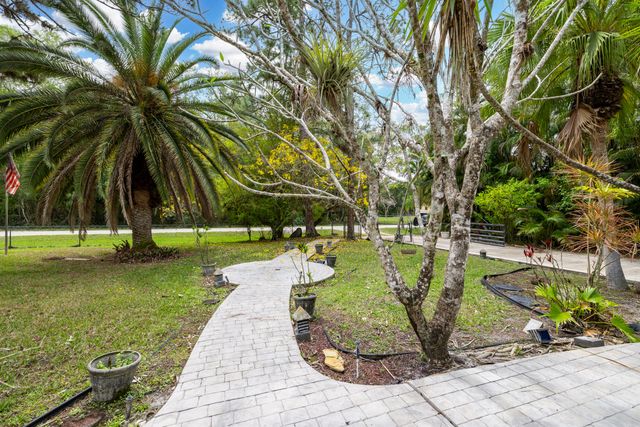 13265 N 41st Ln Lane N, The Acreage, FL 33411