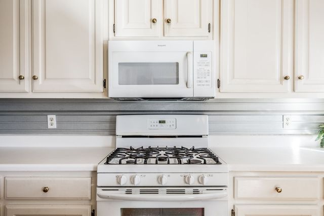 415 Woodlands Dr, Gallatin, TN 37066