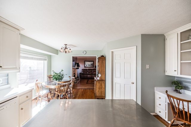 415 Woodlands Dr, Gallatin, TN 37066