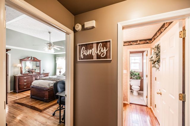 415 Woodlands Dr, Gallatin, TN 37066