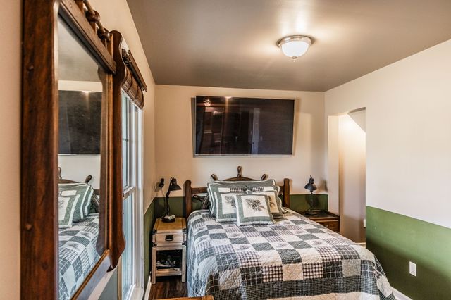 415 Woodlands Dr, Gallatin, TN 37066