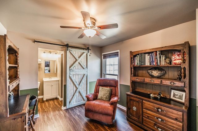 415 Woodlands Dr, Gallatin, TN 37066