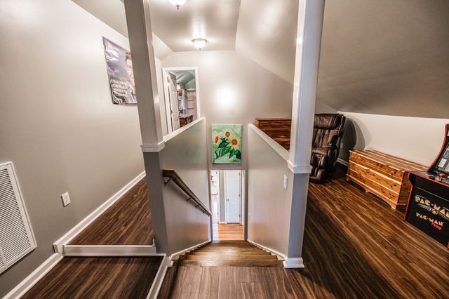 415 Woodlands Dr, Gallatin, TN 37066