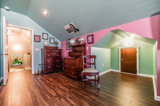 415 Woodlands Dr, Gallatin, TN 37066