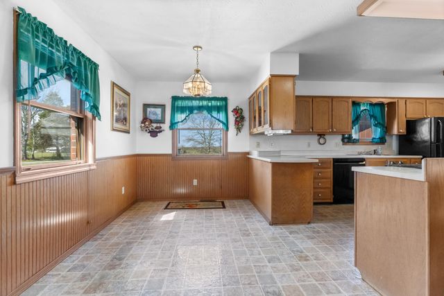 686 Grady Road, Forsyth, MO 65653