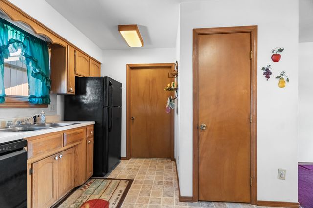 686 Grady Road, Forsyth, MO 65653