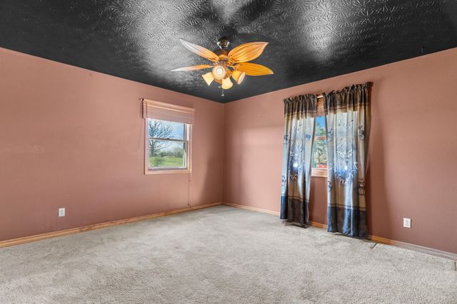 686 Grady Road, Forsyth, MO 65653