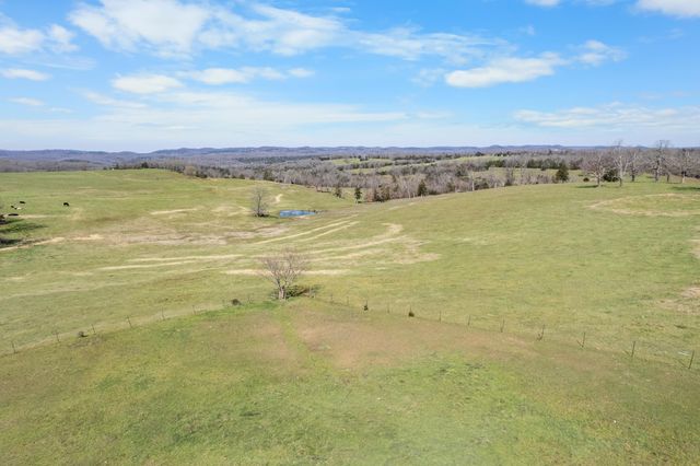 686 Grady Road, Forsyth, MO 65653