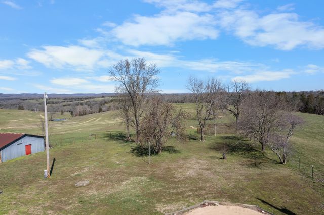 686 Grady Road, Forsyth, MO 65653