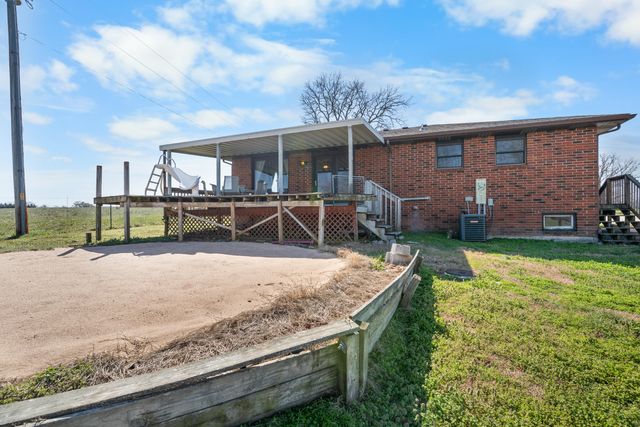 686 Grady Road, Forsyth, MO 65653