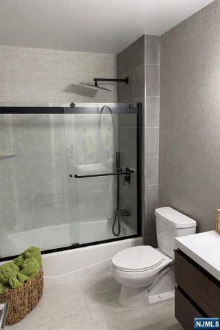 770 Anderson Avenue 12K, Cliffside Park, NJ 07010