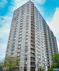 770 Anderson Avenue 12K, Cliffside Park, NJ 07010