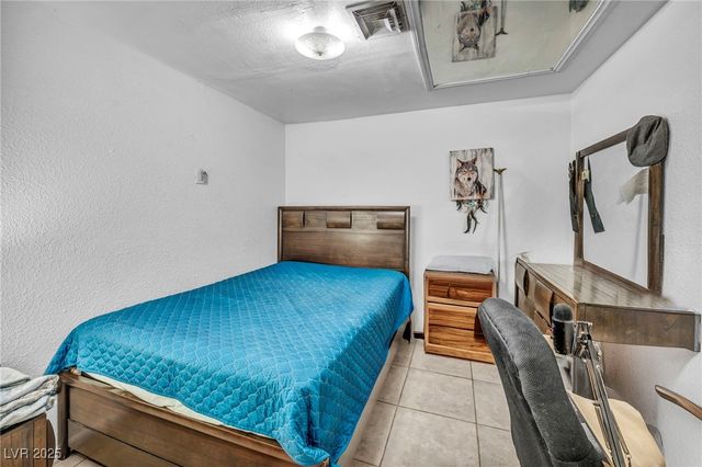 54 Del Amo Drive, Las Vegas, NV 89110