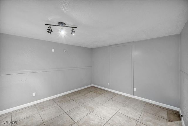 54 Del Amo Drive, Las Vegas, NV 89110