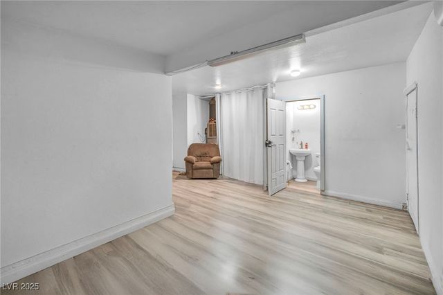 54 Del Amo Drive, Las Vegas, NV 89110