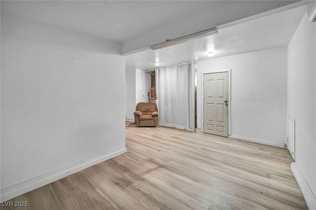 54 Del Amo Drive, Las Vegas, NV 89110