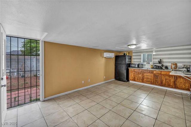 54 Del Amo Drive, Las Vegas, NV 89110