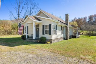 92 Wachayu Drive, Clyde, NC 28721