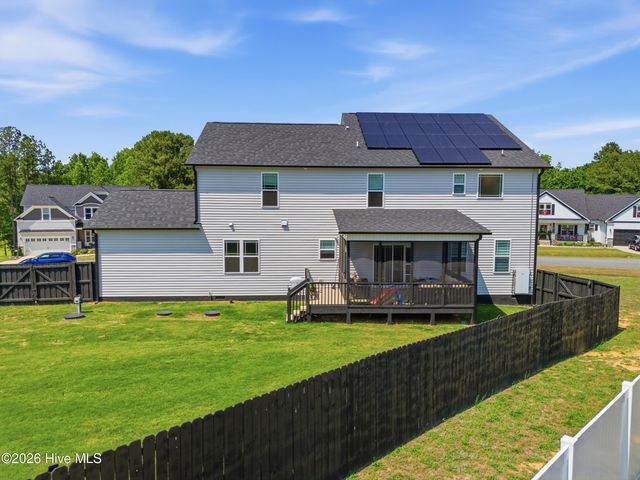 69 Red Rocks Circle, Benson, NC 27504