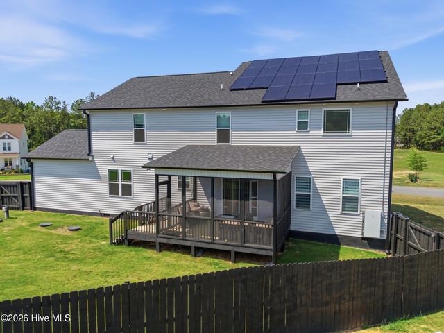 69 Red Rocks Circle, Benson, NC 27504