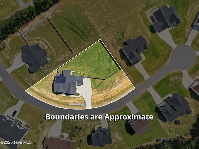 69 Red Rocks Circle, Benson, NC 27504