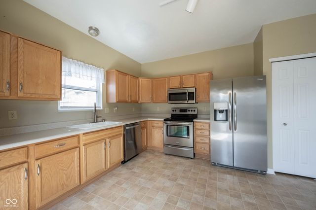 12237 Packers Avenue, Fishers, IN 46037