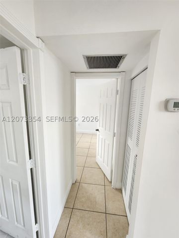 2770 W 61st Pl 202, Hialeah, FL 33016