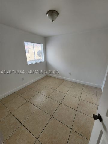 2770 W 61st Pl 202, Hialeah, FL 33016